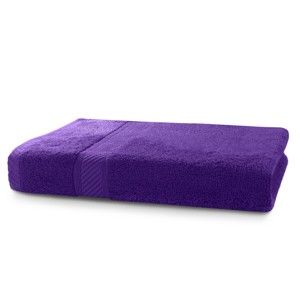 Ciemnofioletowy ręcznik kąpielowy DecoKing Bamby Purple, 70x140 cm