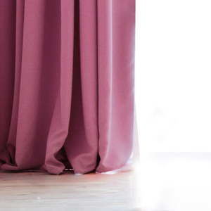 Różowa zasłona DecoKing Pierre, 140x270 cm