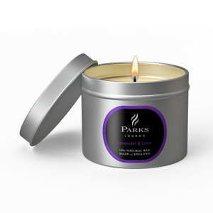 Świeczka o zapachu lawendy i limonki Parks Candles London Lavender, 25 h palenia