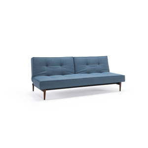Jasnoniebieska rozkładana sofa z ciemną drewnianą konstrukcją Innovation Splitback Mixed Dance Light Blue