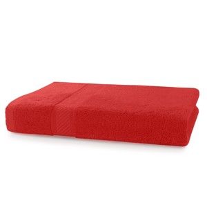 Czerwony ręcznik kąpielowy DecoKing Bamby Red, 70x140 cm