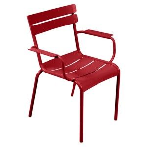 Czerwone krzesło ogrodowe z podłokietnikami Fermob Luxembourg