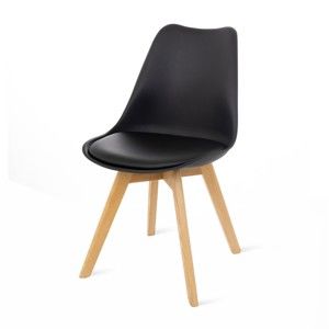 Czarne krzesło z dębowymi nogami loomi.design