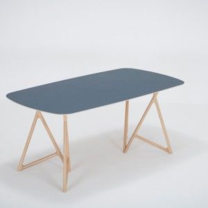 Stół z litego drewna dębowego z granatowym blatem Gazzda Koza, 180x90 cm