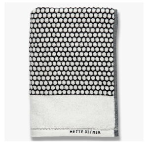 Czarno-biały bawełniany ręcznik 50x100 cm Grid – Mette Ditmer Denmark