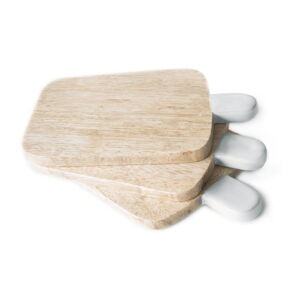 Komplet 3 drewnianych podkładek z białą rączką i stojakiem Tierra Bella Coaster, 12x14 cm