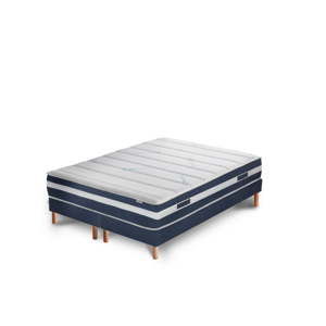 Ciemnoniebieskie łóżko z materacem i podwójnym boxspringiem Stella Cadente Maison Venus Europe, 140x200 cm