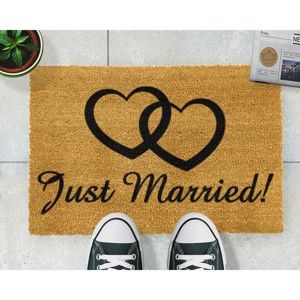Wycieraczka z naturalnego włókna kokosowego Artsy Doormats Just Married, 40x60 cm