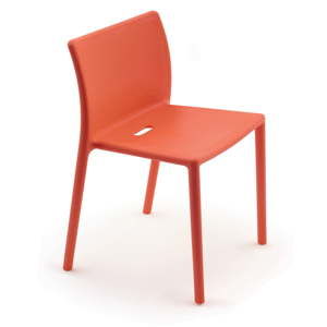 Pomarańczowe krzesło Magis Air