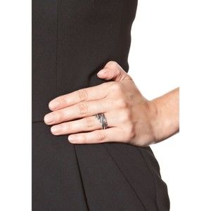 Damski pierścionek w srebrnym kolorze NOMA Danielle