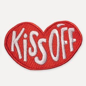 Czerwona łatka w kształcie ust U Studio Design Kiss Off, 8,5x11 cm