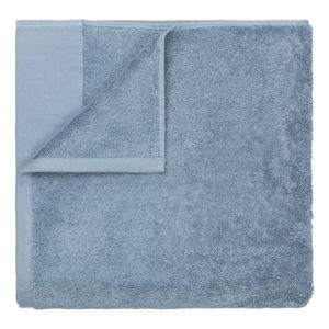 Niebieski bawełniany ręcznik kąpielowy Blomus, 100x200 cm