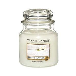 Świeca zapachowa Yankee Candle Puszyste Ręczniki, czas palenia 65–90 godzin