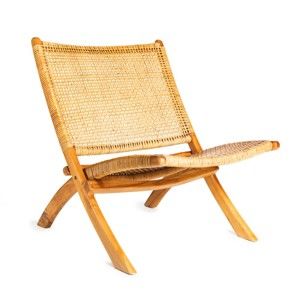 Brązowe krzesło z konstrukcją z drewna tekowego i z siedziskiem z rattanu Simla Fold