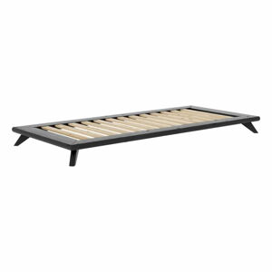 Czarne jednoosobowe łóżko z litego drewna sosnowego Karup Design Senza, 90x200 cm