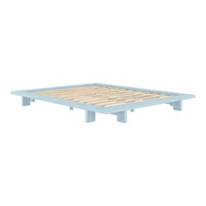 Jasnoniebieskie łóżko dwuosobowe z litego drewna sosnowego ze stelażem 160x200 cm Japan – Karup Design